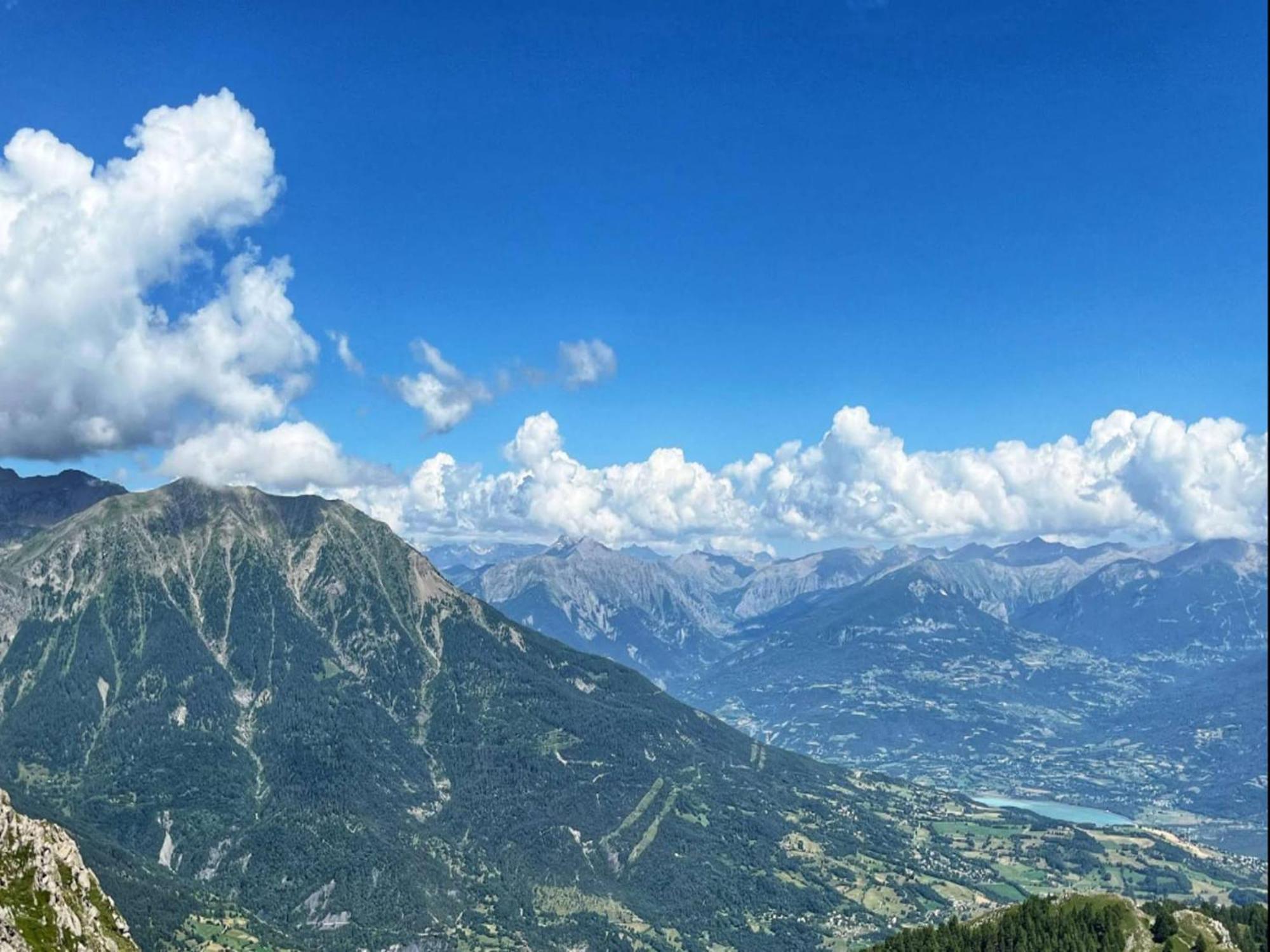 Holiday Home Lieslhuette, グロースアルル エクステリア 写真